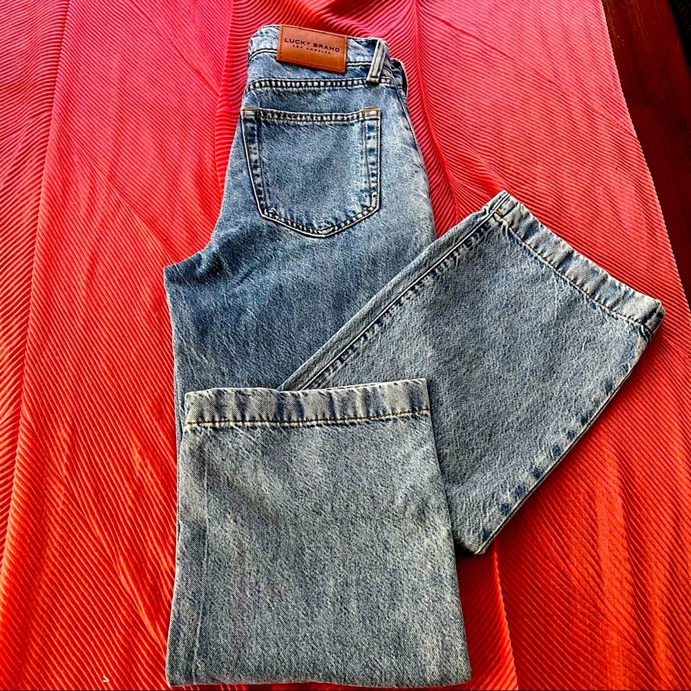 LUCKY BRAND JEANS